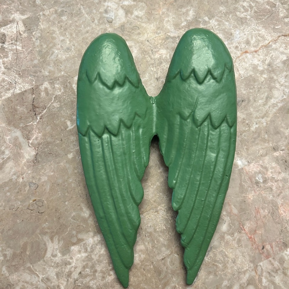 Green Angel Wings Wall Decor